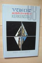 UTRECHT MIDDELEEUWSE KERKENSTAD april-november, Ophalen of Verzenden, Gelezen