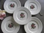 5 Wedgwood Moss Rose Gebaks Borden 16 cm d, Huis en Inrichting, Keuken | Servies, Keramiek, Ophalen of Verzenden, Zo goed als nieuw