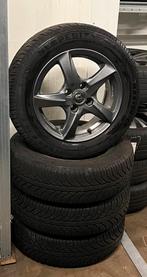 Renault Clio 2020 winterbanden en velgen 185/65/15, Auto-onderdelen, Banden en Velgen, Ophalen, Gebruikt, 15 inch, Banden en Velgen