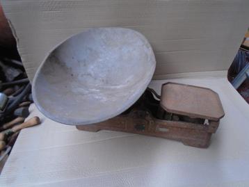 antieke weegschaal vintage groente weegschaal bascule beschikbaar voor biedingen