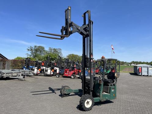 Moffett M4 meeneemheftruck kooiaap, Zakelijke goederen, Machines en Bouw | Heftrucks en Intern transport, Ruwterrein, Diesel, 2000 tot 3000 kg