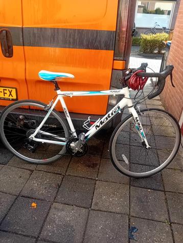 gebruikte race fiets marta cycle 56 28 21 vers beschikbaar voor biedingen