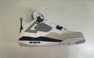 Nike Air Jordan 4 Military Black - Nieuw - Maat 42 beschikbaar voor biedingen
