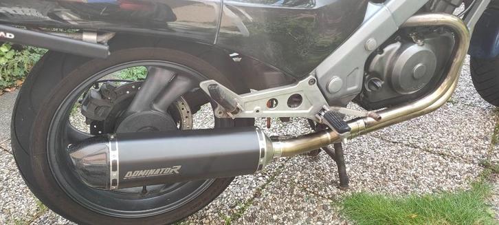 Dominator HP1 en GP1 uitlaat Honda NTV 650 zgan complete set, Motoren, Onderdelen | Honda, Ophalen of Verzenden