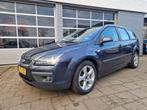 Ford Focus Wagon 2.0-16V Rally Edition A.P.K jan 2027 !, Auto's, Ford, Stof, Gebruikt, Zwart, Stationwagon