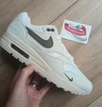 Nike Air Max 1 Sail Ironstone, Kleding | Heren, Schoenen, Overige kleuren, ., Nike, Nieuw