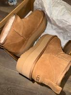 Ugg W Classic Ultra Mini Platform - Maat 39, Kleding | Dames, Schoenen, Ophalen of Verzenden, Nieuw, Bruin, Lage of Enkellaarzen