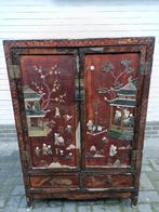 Antiek chinese kast in bordeau, 2 deurs aziatisch meubel, oo, Huis en Inrichting, Met plank(en), 25 tot 50 cm, Minder dan 150 cm