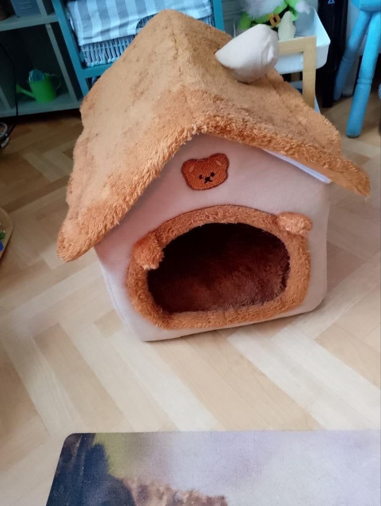 Leuk katten huisje - ruim & knus, Dieren en Toebehoren, Ophalen of Verzenden, Zo goed als nieuw