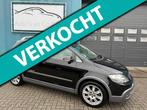 Volkswagen Golf Plus 1.4 TSI Cross Clima Cruise Navigatie 17, Auto's, Volkswagen, 1357 kg, Gebruikt, 4 cilinders, Zwart