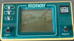Vintage Mini Arcade Game Handhold Highway., Spelcomputers en Games, Spelcomputers | Overige, Verzenden, Gebruikt