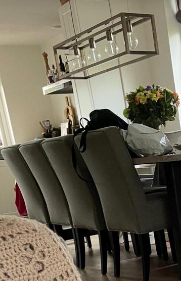 Mooie eettafellamp beschikbaar voor biedingen