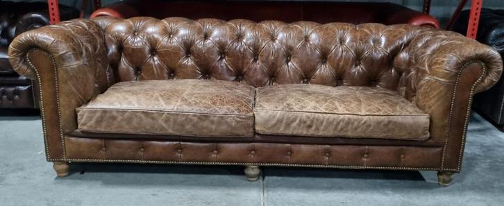 Vintage Chesterfield bank XL 2.40 + BEZORGING GRATIS, Huis en Inrichting, Banken | Bankstellen, Gebruikt, Rechte bank, Driepersoons