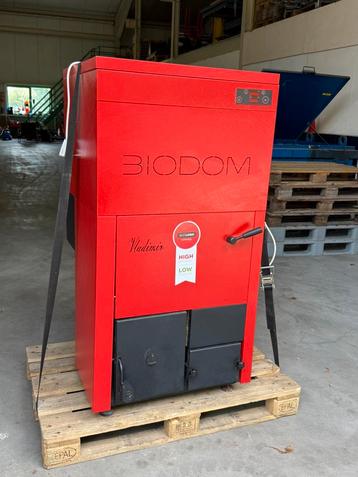 Cv Pelletkachel Biodom 23 kW beschikbaar voor biedingen