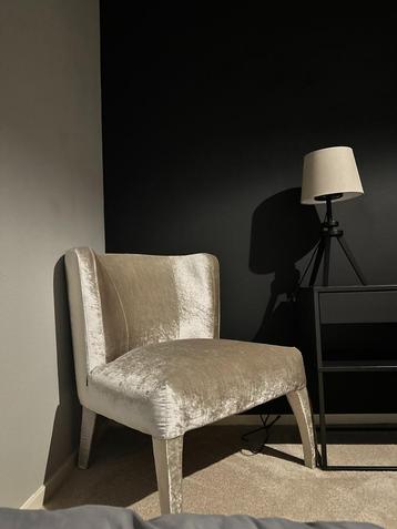 2 luxe fauteuils beschikbaar voor biedingen