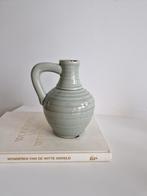 Vaas kruik groen brocante vintage landelijk interieur, Aardewerk of Porselein, Ophalen of Verzenden, Zo goed als nieuw, Minder dan 50 cm