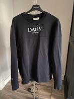 Heren sweater mt M ( Daily Jjjaesthetikz), Kleding | Heren, Truien en Vesten, Ophalen of Verzenden, Zo goed als nieuw, Blauw