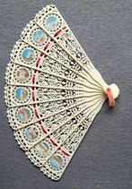 Vintage plastic handventilator, opvouwbaar waaier, Ophalen of Verzenden, Dames