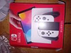 Nintendo switch oled wit, Spelcomputers en Games, Spelcomputers | Nintendo Switch, Ophalen of Verzenden, Zo goed als nieuw, Met 1 controller