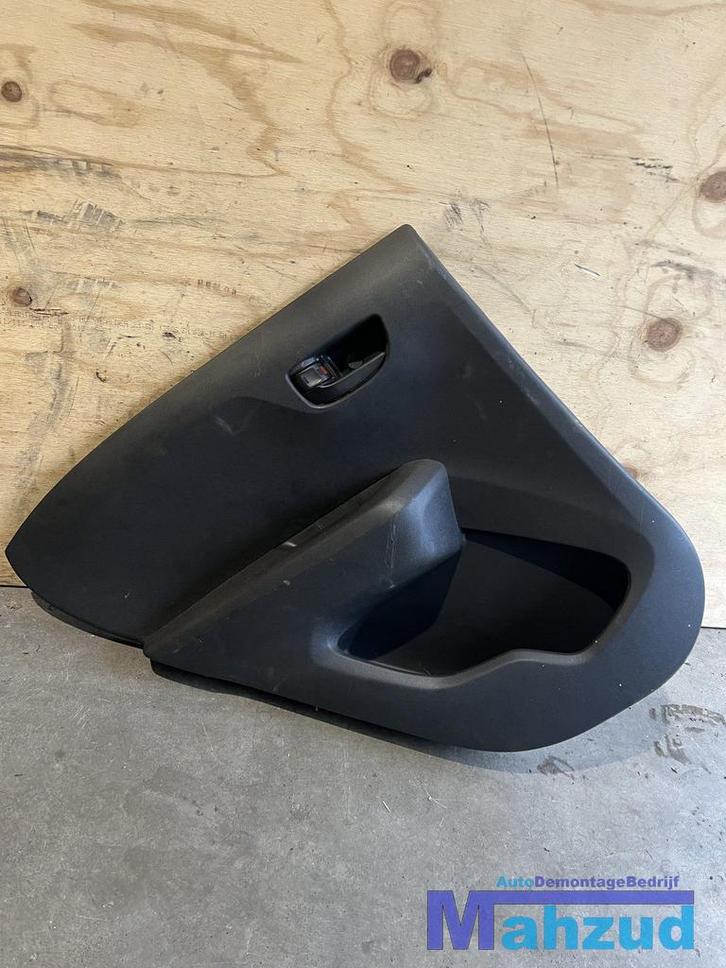 PEUGEOT 108 AYGO Links achter deurpaneel 2014+, Auto-onderdelen, Interieur en Bekleding, Peugeot, Toyota, Gebruikt, Ophalen of Verzenden