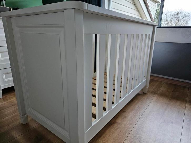 Ledikant merk TWF marbella, Kinderen en Baby's, Kinderkamer | Complete kinderkamers, Zo goed als nieuw, Jongetje of Meisje, Ophalen