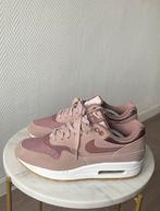 Nike Air Max 1 Diffused Taupe, Nike, Ophalen of Verzenden, Zo goed als nieuw, Sneakers of Gympen