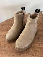 Philippe Model boots, Kleding | Dames, Schoenen, Beige, Lage of Enkellaarzen, Ophalen of Verzenden, Zo goed als nieuw