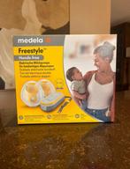 Zo goed als nieuw + garantie Medela Freestyle Handsfree kolf, Ophalen, Zo goed als nieuw, Borstkolf