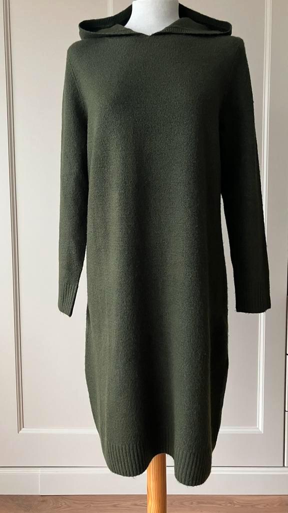 Cartoon “nieuwe” winter jurk, maat 40, Kleding | Dames, Jurken, Nieuw, Maat 38/40 (M), Groen, Onder de knie, Ophalen of Verzenden