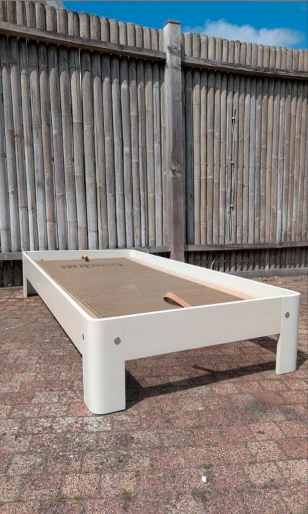 Auping Auronde wit met auping spiraal auping 90 x 200, Huis en Inrichting, Slaapkamer | Beddengoed, Gebruikt, Eenpersoons, Wit