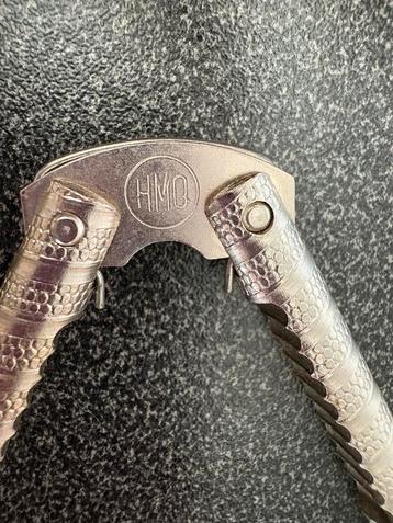 Vintage HMO kraker voor noten of schelpdieren beschikbaar voor biedingen