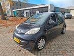 Peugeot 107 1.0 12V benzine / apk 11-2026, Voorwielaandrijving, Stof, 4 stoelen, Origineel Nederlands