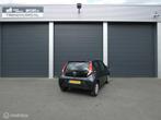 Toyota Aygo 1.0 VVT-i x-fun / lage kmstand / NAP, Auto's, Toyota, Origineel Nederlands, Te koop, Zilver of Grijs, 20 km/l