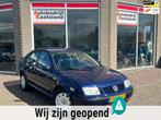 Volkswagen Bora 1.6 Trendline - Trekhaak - Elekt. ramen, Gebruikt, 4 cilinders, Blauw, 1137 kg