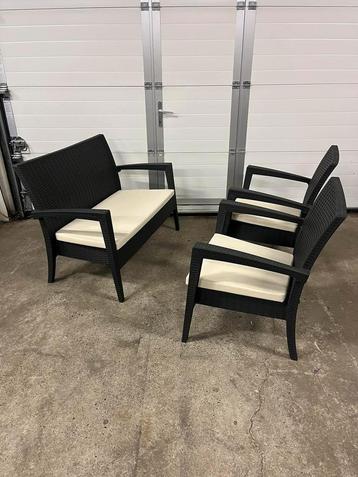 14 stuks Complete horeca Tuinsets nieuw met kussens beschikbaar voor biedingen