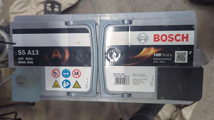 Bosch S5 A13 AGM Accu 12V 95Ah 850A – Ongebruikt, Auto-onderdelen, Accu's en Toebehoren, Audi, BMW, Jeep, Mercedes-Benz, Porsche