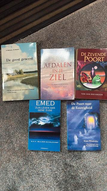Spirituele boeken beschikbaar voor biedingen