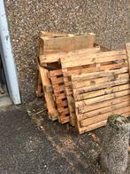 Gratis Diverse kapotte pallets, Doe-het-zelf en Verbouw, Hout en Planken, Ophalen, Zo goed als nieuw, Minder dan 200 cm, Pallet