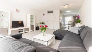Salontafel hoogglans wit beschikbaar voor biedingen