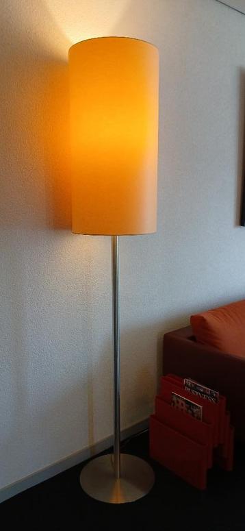 Boops Vloerlamp Crème Kap (6 stuks) beschikbaar voor biedingen