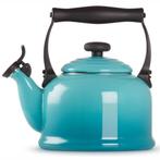 Fluitketel Le Creuset Tradition Caribbean Blue 2.1 Liter, Huis en Inrichting, Keuken | Potten en Pannen, Overige materialen, Pot, Bus of Blik