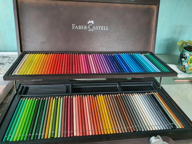 Faber Castell Albrecht Durer, Hobby en Vrije tijd, Tekenen, Zo goed als nieuw, Potlood of Stift, Ophalen