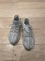 Yeezy 350, Wit, Ophalen of Verzenden, Yeezy, Sneakers of Gympen