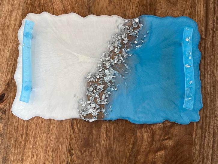 Dienblad - handmade epoxy by Smurfshop, Huis en Inrichting, Woonaccessoires | Dienbladen, Nieuw, Overige materialen, Rechthoekig