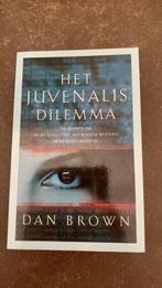 Dan Brown / Het Juvenalis Dilemma, Ophalen of Verzenden, Zo goed als nieuw