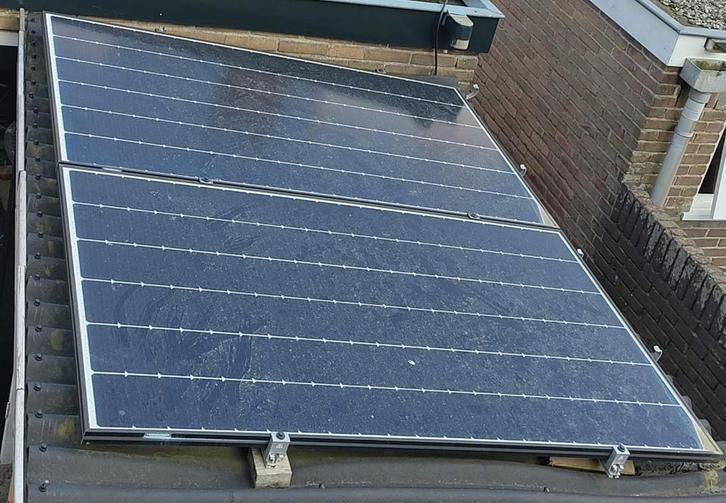 Zonnepanelen - 2 stuks, incl. APSystems Omvormer, Tuin en Terras, Overige Tuin en Terras, Gebruikt, Ophalen of Verzenden