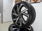 18 inch VW Golf 8 Bergamo origineel zomerbanden set, 18 inch, Gebruikt, Duitsland, Banden en Velgen