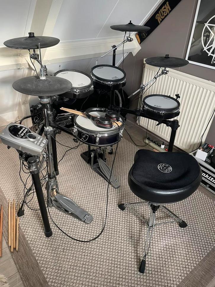 Roland TD15KV met een upgrade, Muziek en Instrumenten, Drumstellen en Slagwerk, Zo goed als nieuw, Roland, Ophalen
