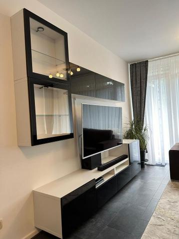 IKEA Besta Brust TV-meubel in zwart-wit hoogglans. - afbeelding 3