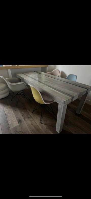 Mos design eetkamer tafel twv 3000€ beschikbaar voor biedingen